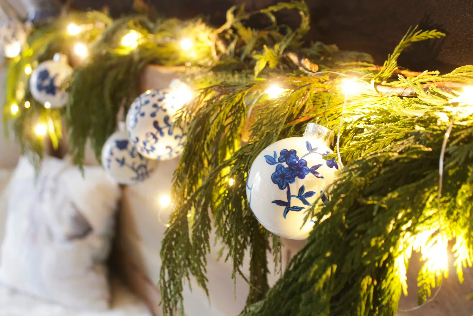 Chinoiserie ornaments hung in garland.