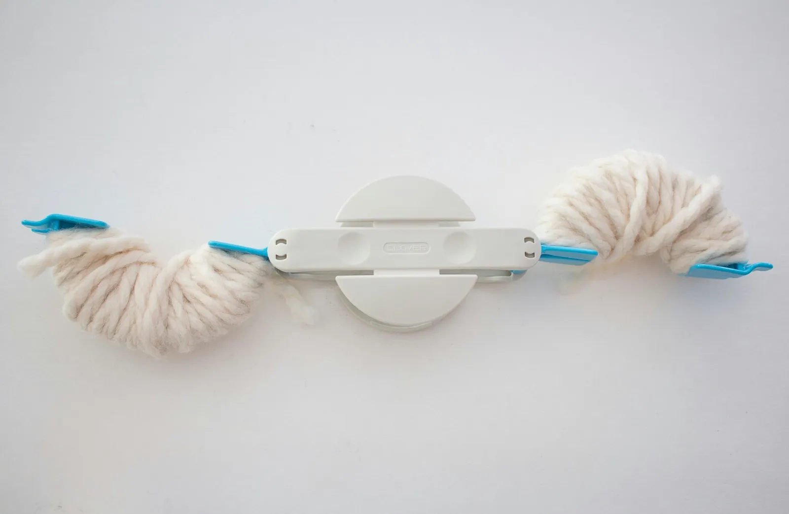 wind yarn around arches