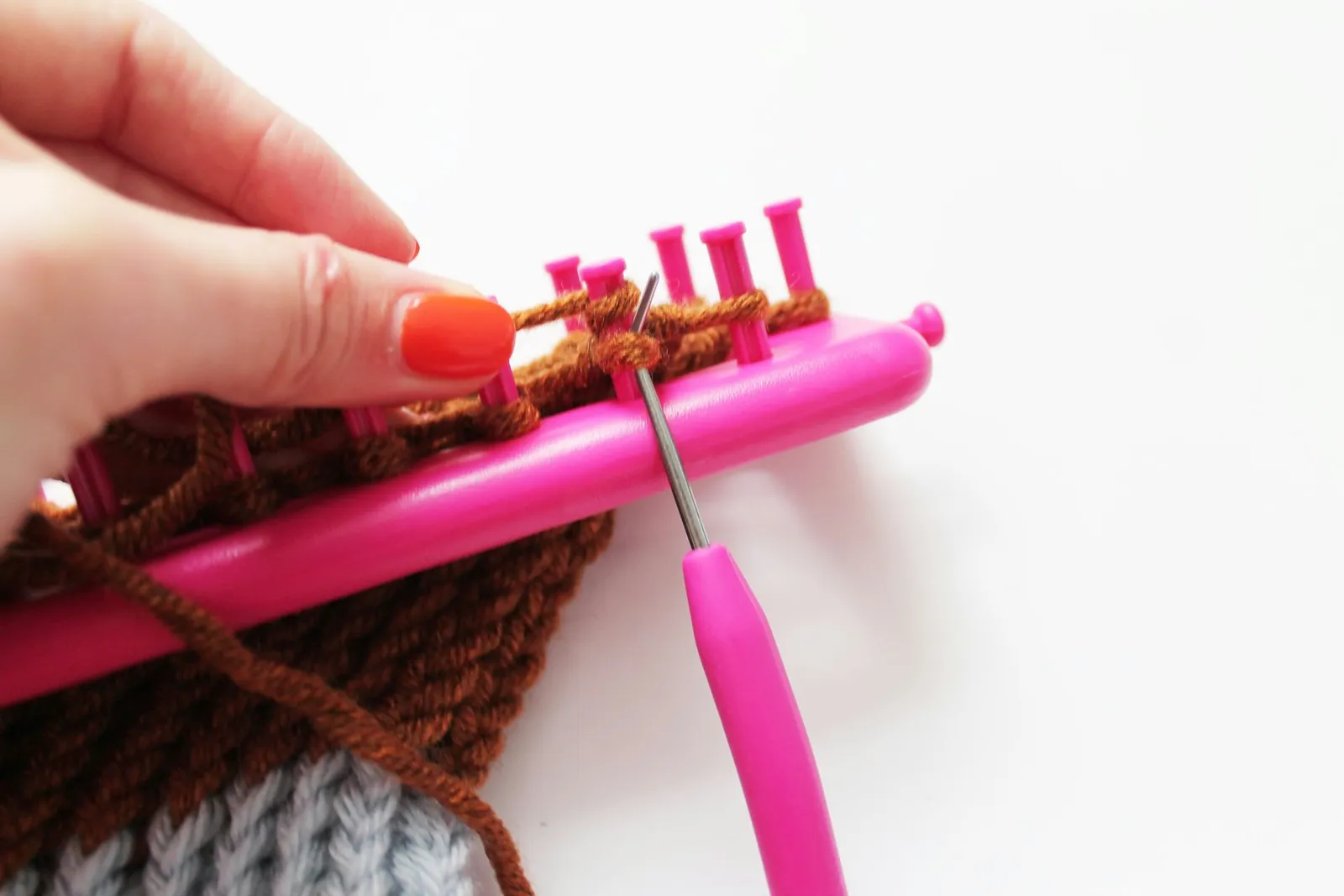 Binding off of the loom.