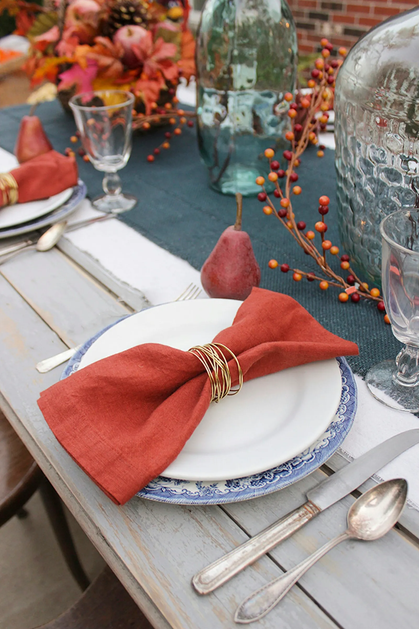 Gold wire napkin ring on a fall tablescape