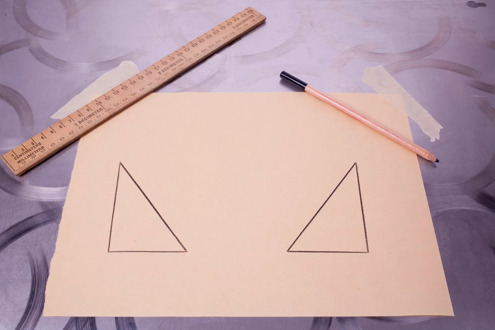 Crafting Pointy Ears from Manila Paper: A Simple Project for Kids