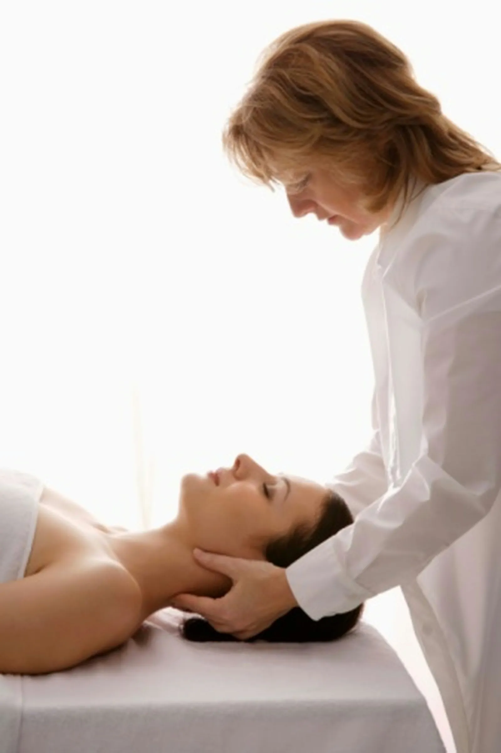 A full body massage is a long lasting Valentine's Day gift.