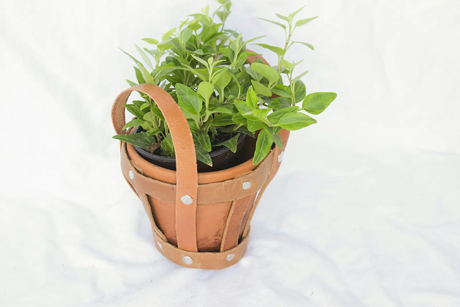 Finished small planter holder.