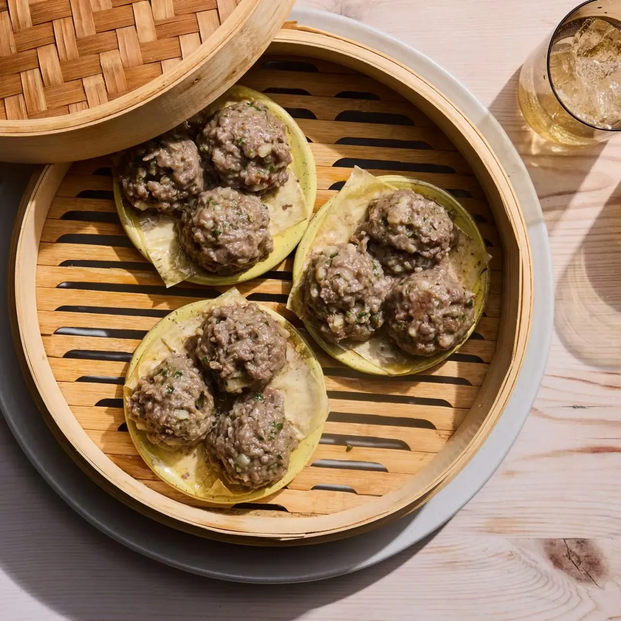 Ngau Yuk Yuen (Cantonese Steamed Beef Balls)